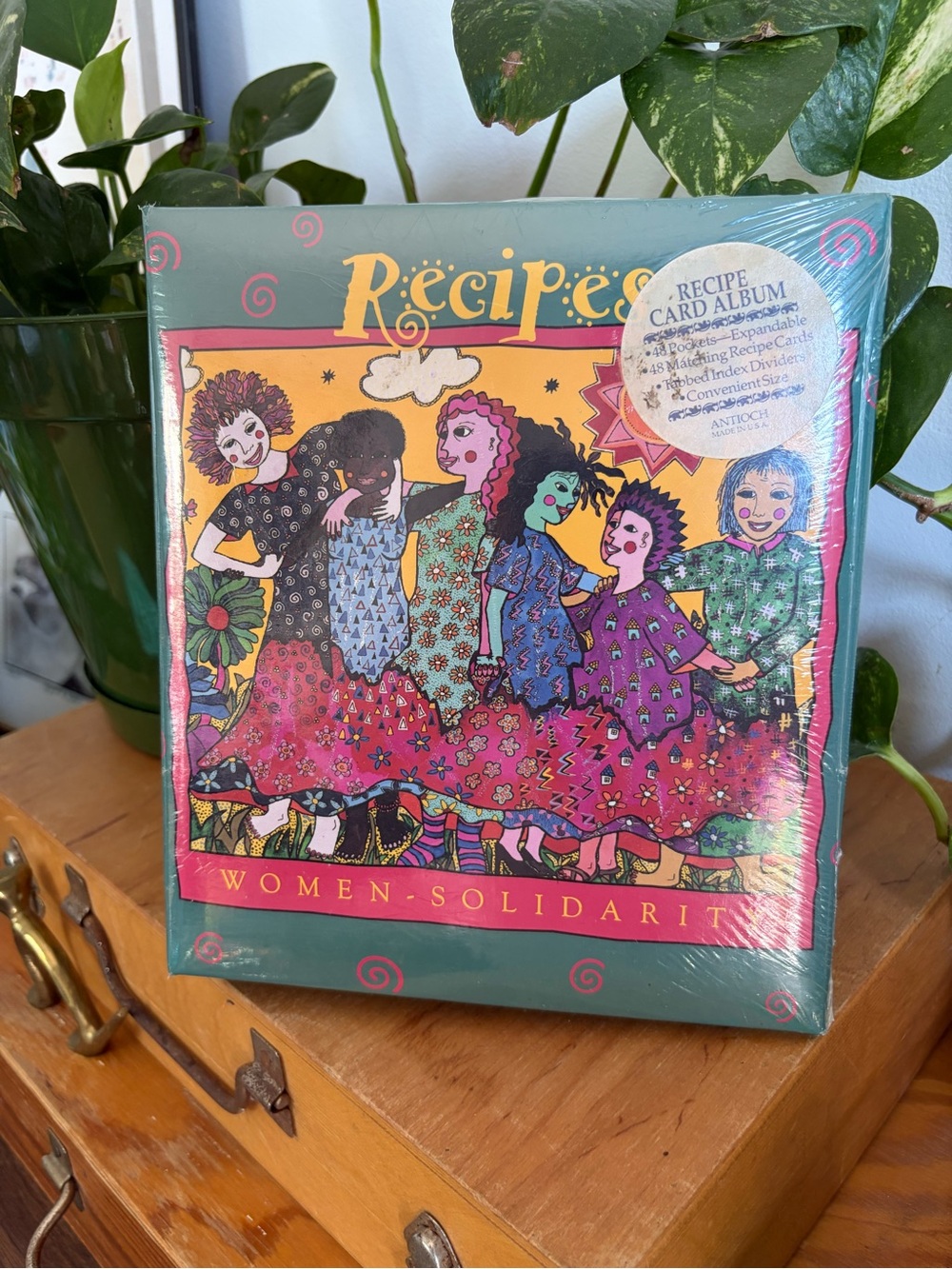 NWT 1995 Recipe Organizer & More